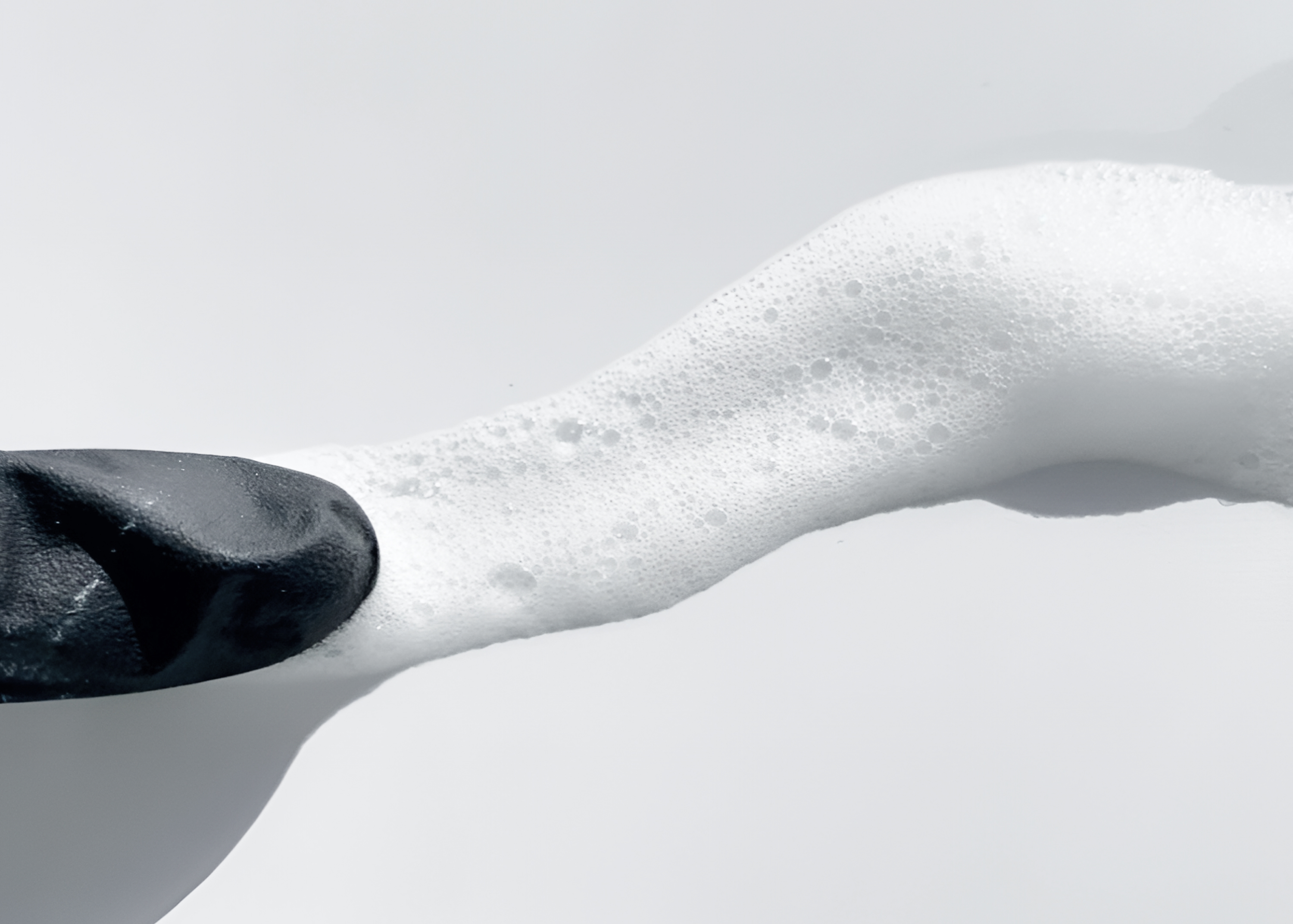 Как сохранить молодость кожи, склонной к гиперпигментации, в период солнечной инсоляции?